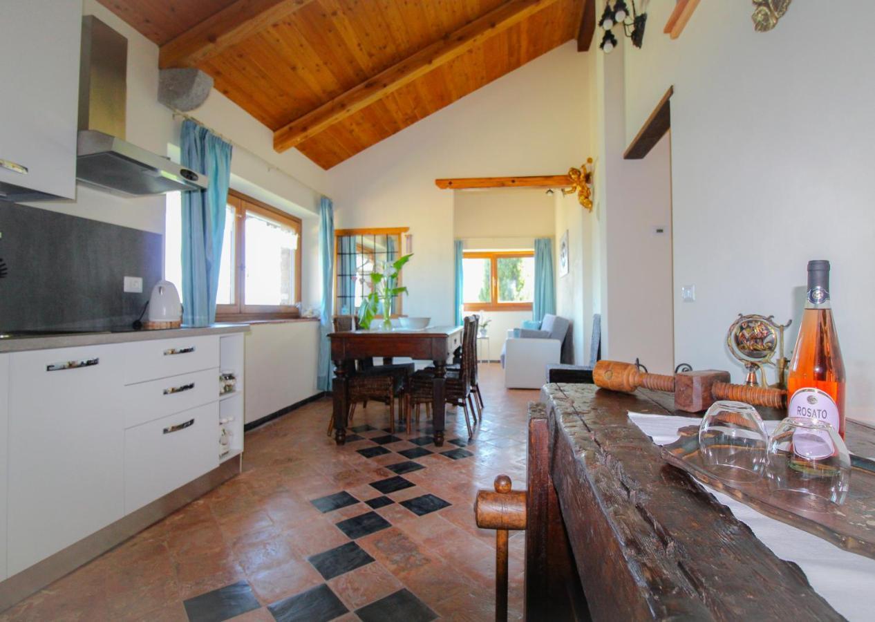 Apartamento Residenza Castellum Stazzona Exterior foto
