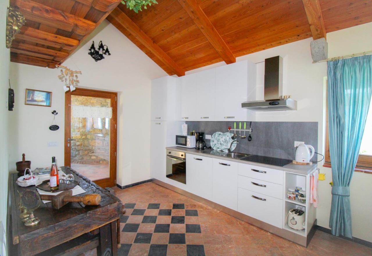 Apartamento Residenza Castellum Stazzona Exterior foto